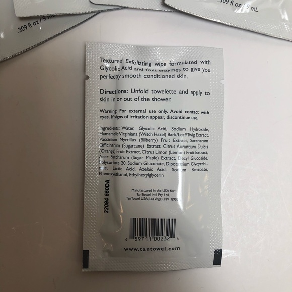 3/$20 Tan Towel, 5 Exfoliating Towelettes NWT - Picture 2 of 2